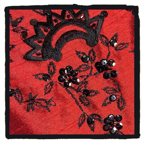 💕Beautiful Red Festive Holiday Dress with Beautiful Black Embroidery & Sequins - Picture 10 of 15